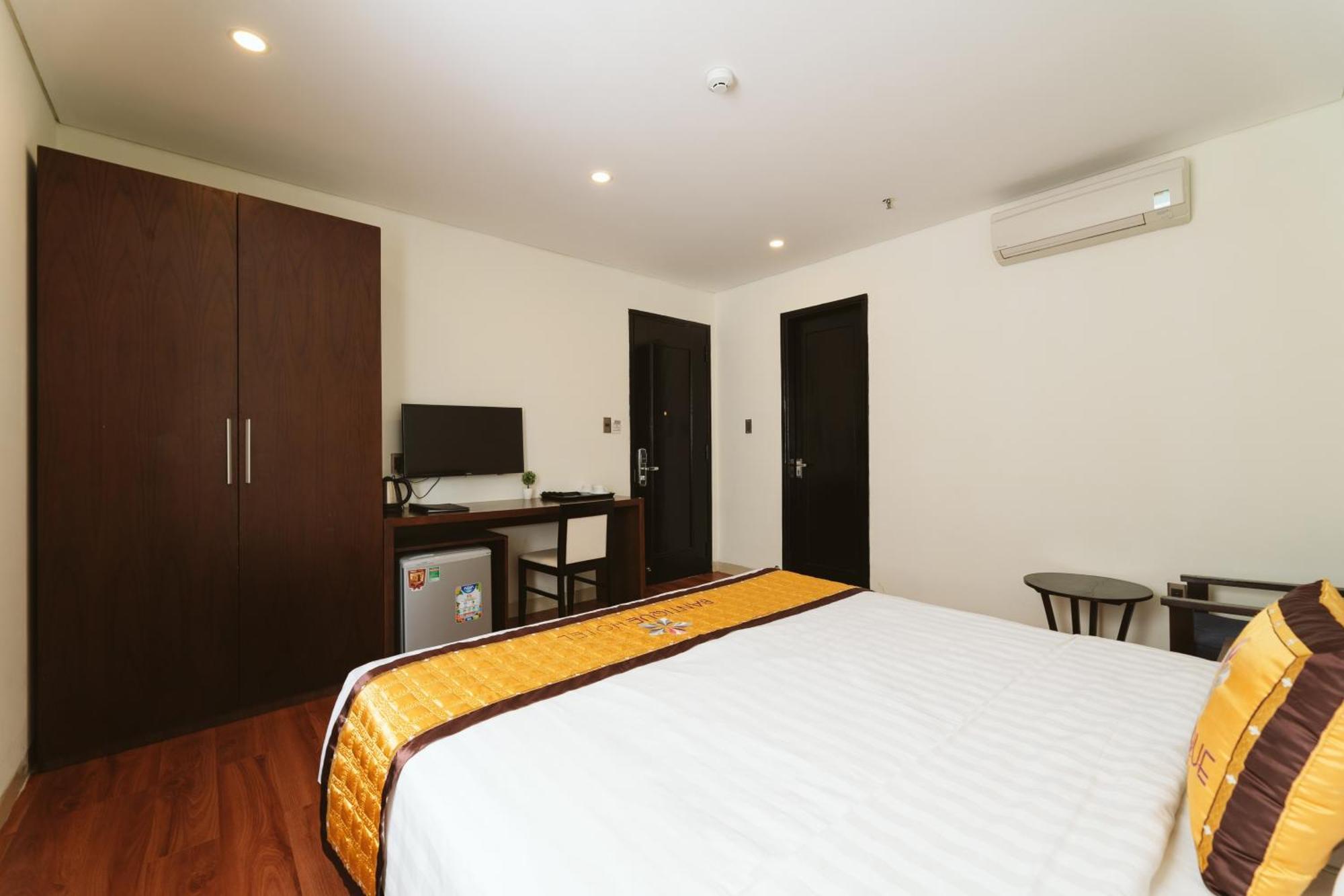 Ego Luxury Residences & Apartment *